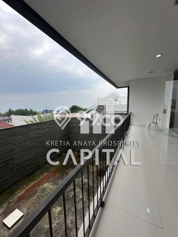 Rumah Luxury Modern Tanpa Renovasi di Setiabudi Bandung Rumah Luxury Modern Tanpa Renovasi di Setiabudi Bandung