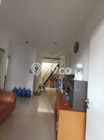 For Sale Hunian Rumah Nyaman 3 KT di Taman Kopo Indah, Bandung For Sale Hunian Rumah Nyaman 3 KT di Taman Kopo Indah, Bandung