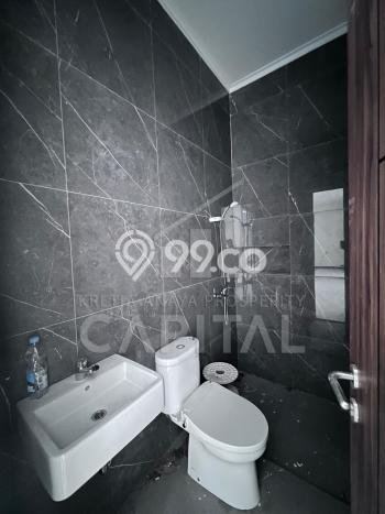 Rumah Modern 4 KT di Taman Kopo Indah Bandung Unfurnished Rumah Modern 4 KT di Taman Kopo Indah Bandung Unfurnished