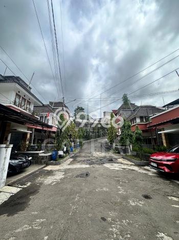 Hunian Elit LB 400m2 Siap Huni Desain Elegan di Bandung Utara, Bandung Hunian Elit LB 400m2 Siap Huni Desain Elegan di Bandung Utara, Bandung