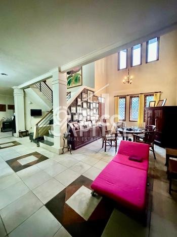 Dijual Rumah Luas Megah Dengan View Eksklusif di Turangga, Bandung Dijual Rumah Luas Megah Dengan View Eksklusif di Turangga, Bandung
