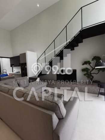 Rumah Elit Modern Tanpa Renovasi di Kota Baru Parahyangan Bandung Rumah Elit Modern Tanpa Renovasi di Kota Baru Parahyangan Bandung