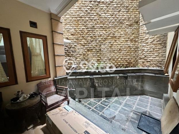 Hunian Elit LB 400m2 Siap Huni Desain Elegan di Bandung Utara, Bandung Hunian Elit LB 400m2 Siap Huni Desain Elegan di Bandung Utara, Bandung