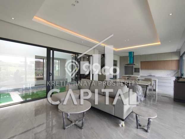 Hunian Mewah LB 400m2 Siap Pakai Desain Elegan di Kota Baru Parahyangan, Bandung Hunian Mewah LB 400m2 Siap Pakai Desain Elegan di Kota Baru Parahyangan, Bandung