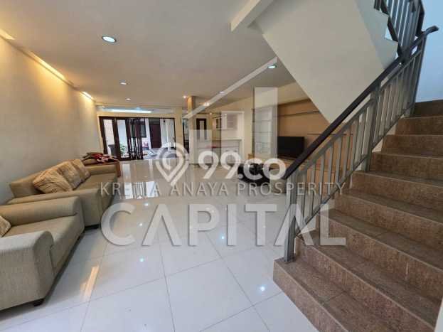 Rumah Disewakan Bandung LT 200m2 LB 350m2 Area Setra Duta Rumah Disewakan Bandung LT 200m2 LB 350m2 Area Setra Duta
