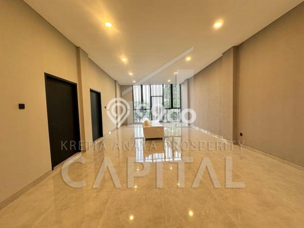 Rumah Terawat di Pasir Koja, Bandung, LT 225m2m², LB 500m2m² Rumah Terawat di Pasir Koja, Bandung, LT 225m2m², LB 500m2m²