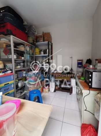 Rumah Elit Modern Tanpa Renovasi di Kota Baru Parahyangan Bandung Rumah Elit Modern Tanpa Renovasi di Kota Baru Parahyangan Bandung