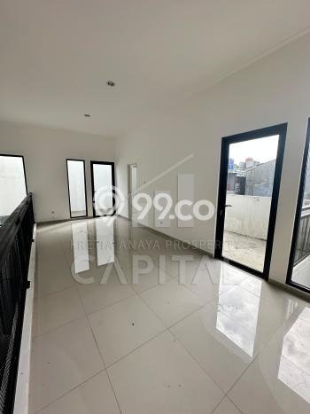 Jual Rumah Eksklusif 3 KT di Taman Kopo Indah, Bandung Jual Rumah Eksklusif 3 KT di Taman Kopo Indah, Bandung