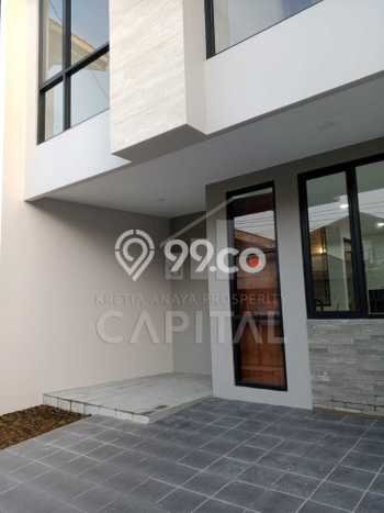 Rumah Strategis Modern Lb 102m2 di Bojongloa Kidul, Bandung Rumah Strategis Modern Lb 102m2 di Bojongloa Kidul, Bandung