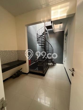 Rumah Modern 4 KT LT 96m2 di Taman Kopo Indah Rumah Modern 4 KT LT 96m2 di Taman Kopo Indah