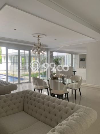 Hunian Elit LB 750m2 Siap Huni Desain Elegan di Kota Baru Parahyangan, Bandung Hunian Elit LB 750m2 Siap Huni Desain Elegan di Kota Baru Parahyangan, Bandung