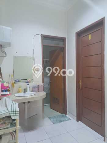 Jual Rumah Luas Elegan Dengan View Cantik di Duri Kepa, Jakarta Barat Jual Rumah Luas Elegan Dengan View Cantik di Duri Kepa, Jakarta Barat