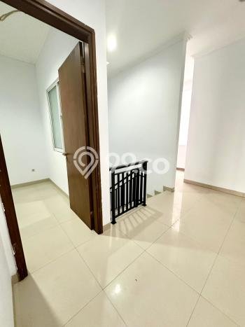 Ready to Use! Premium House LT 80m2 Desain Modern di Duri Kepa Ready to Use! Premium House LT 80m2 Desain Modern di Duri Kepa