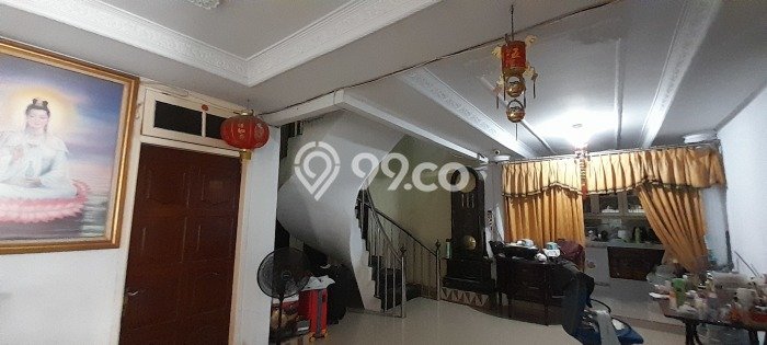 Rumah Elit LB 500m2 Siap Huni Desain Elegan di Taman Ratu, Jakarta Barat Rumah Elit LB 500m2 Siap Huni Desain Elegan di Taman Ratu, Jakarta Barat
