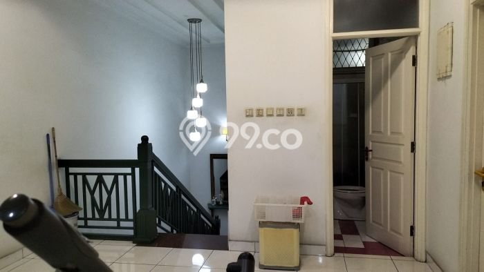 For Sale! Luxury House LT 450m2 Desain Modern di Kedoya Baru For Sale! Luxury House LT 450m2 Desain Modern di Kedoya Baru