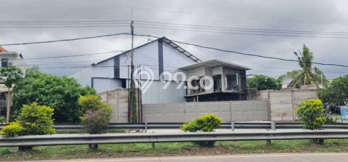 Gudang di Gianyar, Luas 420m², Disewakan, Pusat Komersial, Siap Operasional Gudang di Gianyar, Luas 420m², Disewakan, Pusat Komersial, Siap Operasional