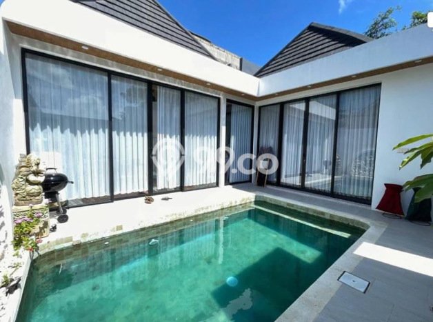 Vila Kawasan , Dimensi 200m2m², Akses ke transportasi publik Vila Kawasan , Dimensi 200m2m², Akses ke transportasi publik
