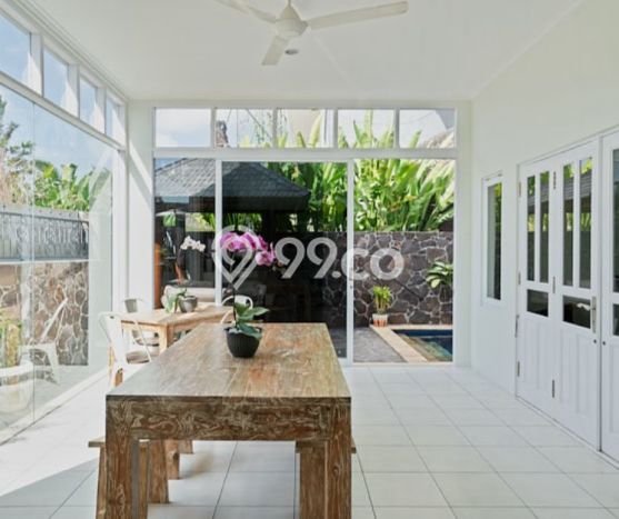 BEST CHOICE! Rumah area Puri Gading, Luas 222m² Bangunan 193m² BEST CHOICE! Rumah area Puri Gading, Luas 222m² Bangunan 193m²