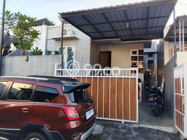 SIAP HUNI! Rumah Strategis di Kuta Selatan, Luas 84m2m² Bangunan 50m2m² SIAP HUNI! Rumah Strategis di Kuta Selatan, Luas 84m2m² Bangunan 50m2m²