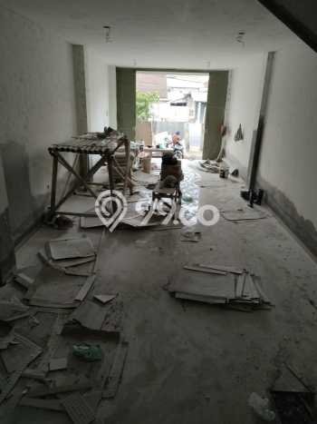 Jual Ruko Area Bisnis Kawasan Denpasar Barat, Luas 220m2m², Jalan Utama Jual Ruko Area Bisnis Kawasan Denpasar Barat, Luas 220m2m², Jalan Utama