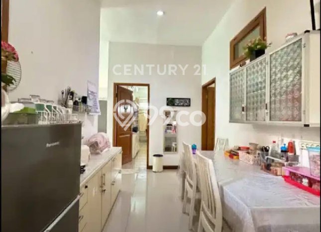 Jual Rumah Mewah Elegan Dengan View Eksklusif di Mampang, Jakarta Selatan Jual Rumah Mewah Elegan Dengan View Eksklusif di Mampang, Jakarta Selatan