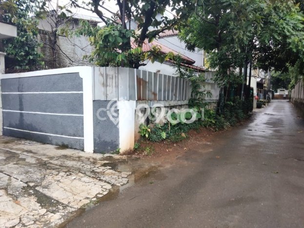 Ready to Use! Premium House LT 535m2 Desain Modern di Kemang Ready to Use! Premium House LT 535m2 Desain Modern di Kemang