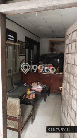 Dijual Hunian Rumah Nyaman 3 Kamar di Utan Kayu, Jakarta Timur Dijual Hunian Rumah Nyaman 3 Kamar di Utan Kayu, Jakarta Timur