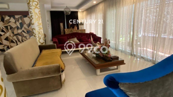 For Sale! Luxury House LT 341m2 Desain Elegan di Jatimakmur For Sale! Luxury House LT 341m2 Desain Elegan di Jatimakmur