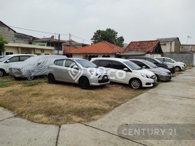Rumah Eksklusif Siap Huni LT 1407m2 di Matraman, Jakarta Timur Rumah Eksklusif Siap Huni LT 1407m2 di Matraman, Jakarta Timur