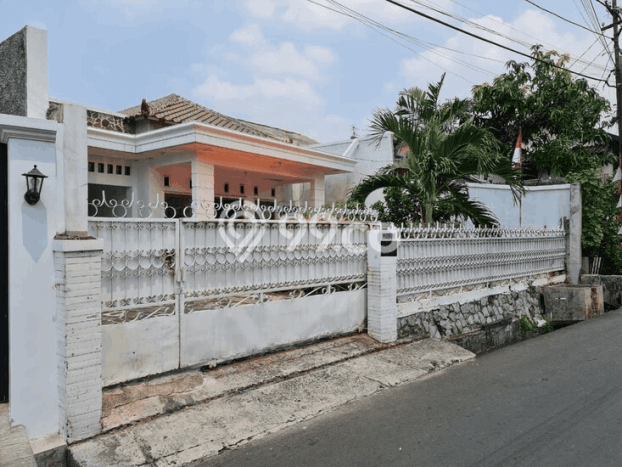 Hunian Elit LB 250m2 Siap Pakai Desain Elegan di Utan Kayu, Jakarta Timur Hunian Elit LB 250m2 Siap Pakai Desain Elegan di Utan Kayu, Jakarta Timur