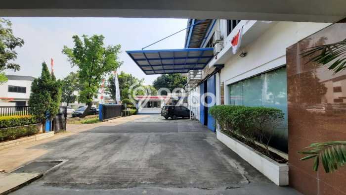 Pabrik Area Premium di Cikarang, Luas 1161m², Mainroad Pabrik Area Premium di Cikarang, Luas 1161m², Mainroad