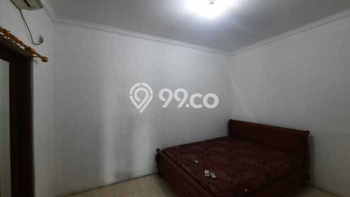 Rumah area Cikarang, Dekat Tol, 6 KT, LT 126m² LB 210m² Rumah area Cikarang, Dekat Tol, 6 KT, LT 126m² LB 210m²