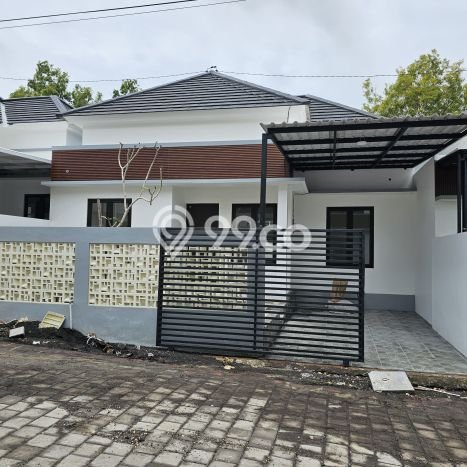 Rumah Luas Asri 3 KT Siap Pakai di Nusa Dua Badung Rumah Luas Asri 3 KT Siap Pakai di Nusa Dua Badung