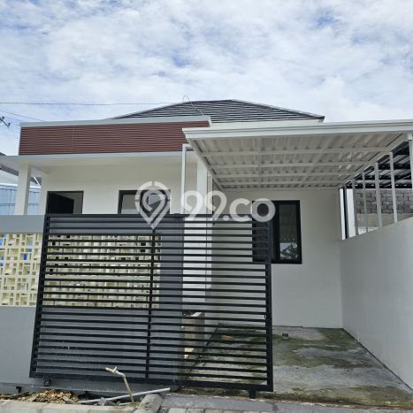 For Sale Hunian Rumah Terawat 2 KT di Nusa Dua, Badung For Sale Hunian Rumah Terawat 2 KT di Nusa Dua, Badung