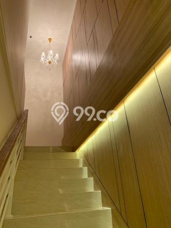 Rumah Luxury Modern Siap Huni di Puri Mansion Jakarta Barat Rumah Luxury Modern Siap Huni di Puri Mansion Jakarta Barat