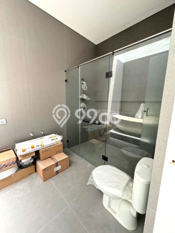 Rumah Luxury Modern Tanpa Renovasi di Gading Serpong Tangerang Rumah Luxury Modern Tanpa Renovasi di Gading Serpong Tangerang
