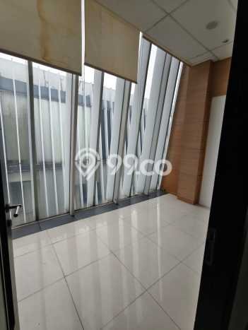 Unit Ruko Dijual di Serpong Tangerang Selatan Luas Tanah 190m2, Luas Bangunan 637m2 Unit Ruko Dijual di Serpong Tangerang Selatan Luas Tanah 190m2, Luas Bangunan 637m2
