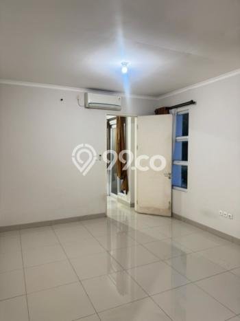 Disewakan! Rumah 3 Kamar Tidur &
3 Kamar Mandi di Gading Serpong IL Lago, Tangerang Disewakan! Rumah 3 Kamar Tidur &
3 Kamar Mandi di Gading Serpong IL Lago, Tangerang