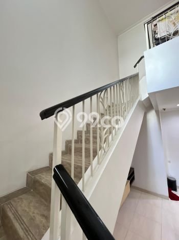 Jual Rumah Mewah Elegan Dengan View Eksklusif di Gading Serpong, Tangerang Jual Rumah Mewah Elegan Dengan View Eksklusif di Gading Serpong, Tangerang