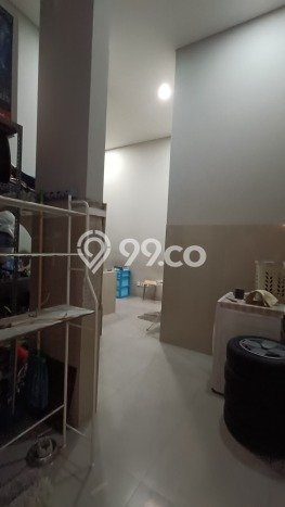 Hunian Mewah LB 500m2 Siap Pakai Desain Elegan di Gading Serpong, Tangerang Hunian Mewah LB 500m2 Siap Pakai Desain Elegan di Gading Serpong, Tangerang