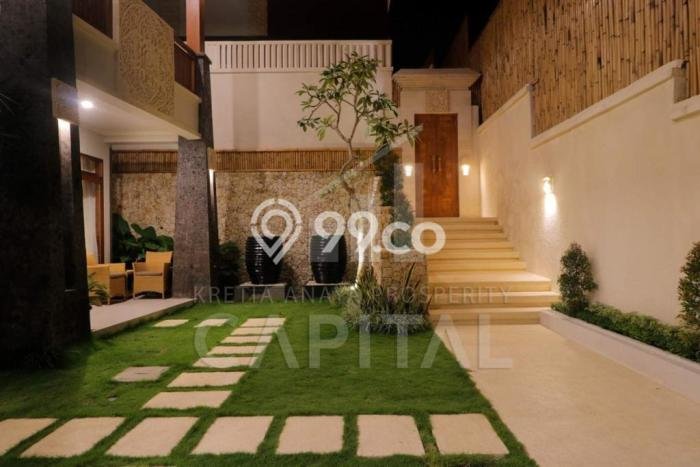Vila Kawasan , Area 813m2m², Area Nyaman Vila Kawasan , Area 813m2m², Area Nyaman