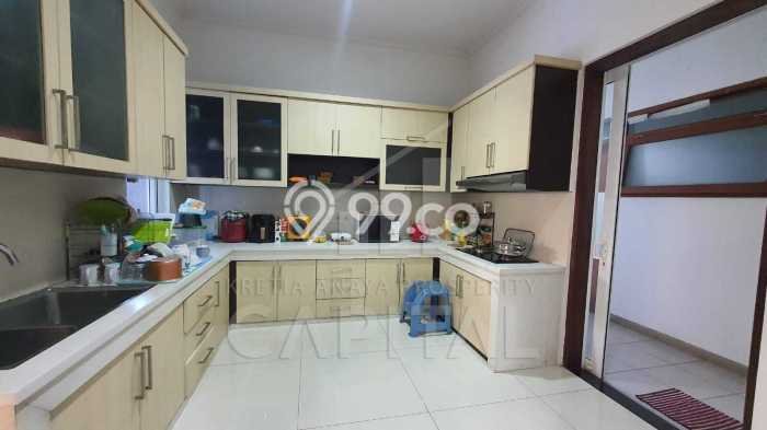 Rumah Elit Modern Tanpa Renovasi di Bandung Utara Bandung Rumah Elit Modern Tanpa Renovasi di Bandung Utara Bandung