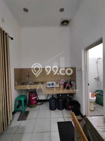 Rumah Modern 3 Kamar LT 210m2 di Taman Kopo Indah Rumah Modern 3 Kamar LT 210m2 di Taman Kopo Indah