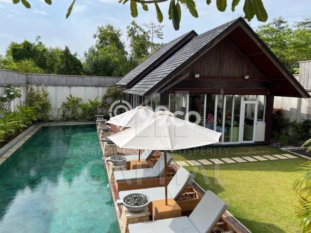 Vila Kawasan , Area 813m2m², Area Nyaman Vila Kawasan , Area 813m2m², Area Nyaman