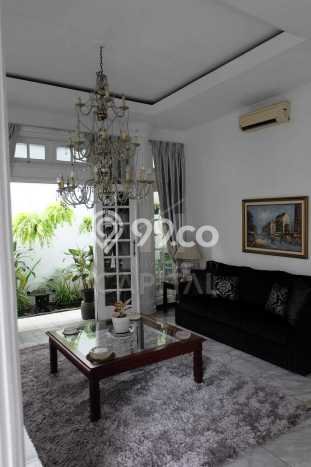 Dijual Rumah Luas Elegan Dengan View Cantik di Pondok Indah, Jakarta Selatan Dijual Rumah Luas Elegan Dengan View Cantik di Pondok Indah, Jakarta Selatan