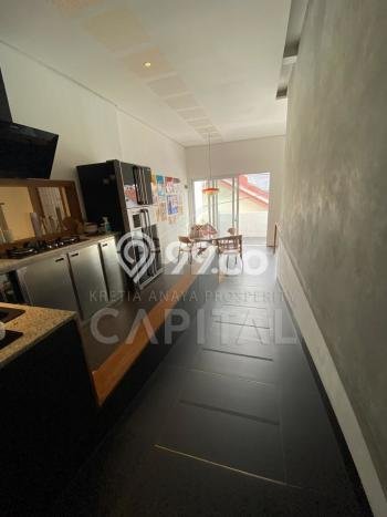 Jual Rumah Luas Elegan Dengan View Cantik di Pulomas, Jakarta Timur Jual Rumah Luas Elegan Dengan View Cantik di Pulomas, Jakarta Timur