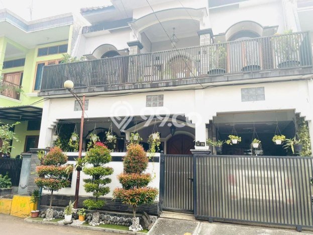 Rumah Luas Asri 5 KT Siap Pakai di Buah Batu Bandung Rumah Luas Asri 5 KT Siap Pakai di Buah Batu Bandung