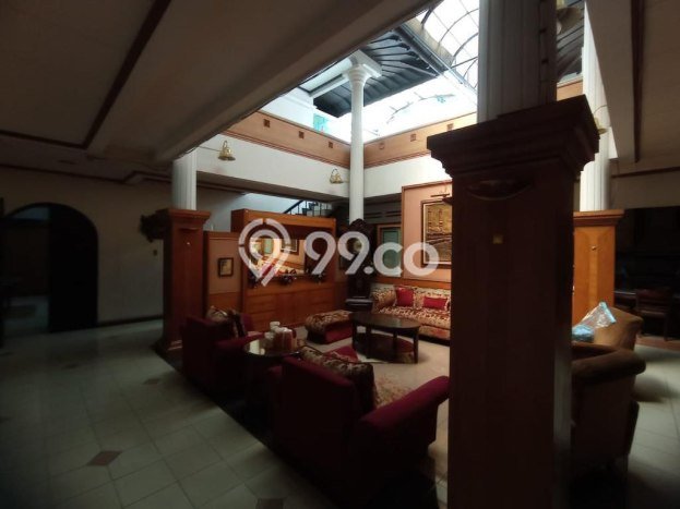 Rumah Elit LB 1225m2 Siap Huni Desain Elegan di Riau, Bandung Rumah Elit LB 1225m2 Siap Huni Desain Elegan di Riau, Bandung