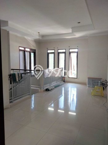 Rumah Elit Modern Siap Huni di Buah Batu Bandung Rumah Elit Modern Siap Huni di Buah Batu Bandung