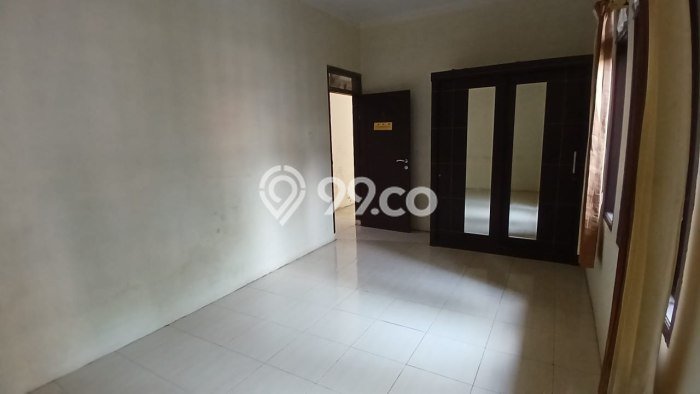 Rumah Modern 3 KT di Soekarno Hatta Bandung Semi Furnished Rumah Modern 3 KT di Soekarno Hatta Bandung Semi Furnished